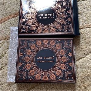 Eyeshadow palette by Ace Beautē